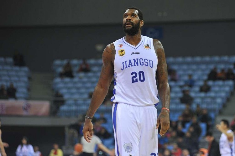 奧登談CBA經(jīng)歷:他們就期待你得分 我壓力大到每天一包煙