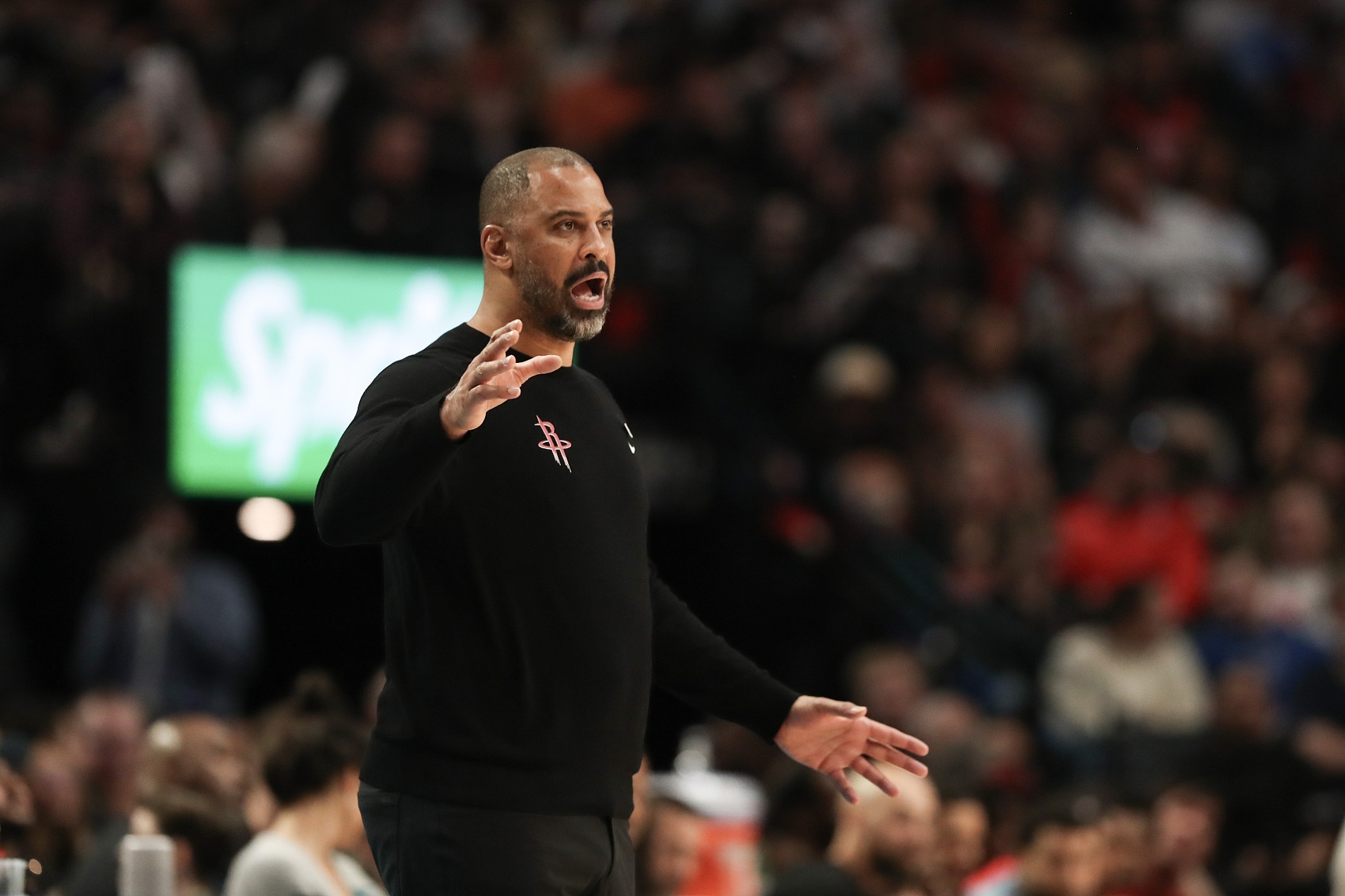 烏度卡:我們第四節(jié)進(jìn)攻不佳 第三節(jié)開始給了對手機會