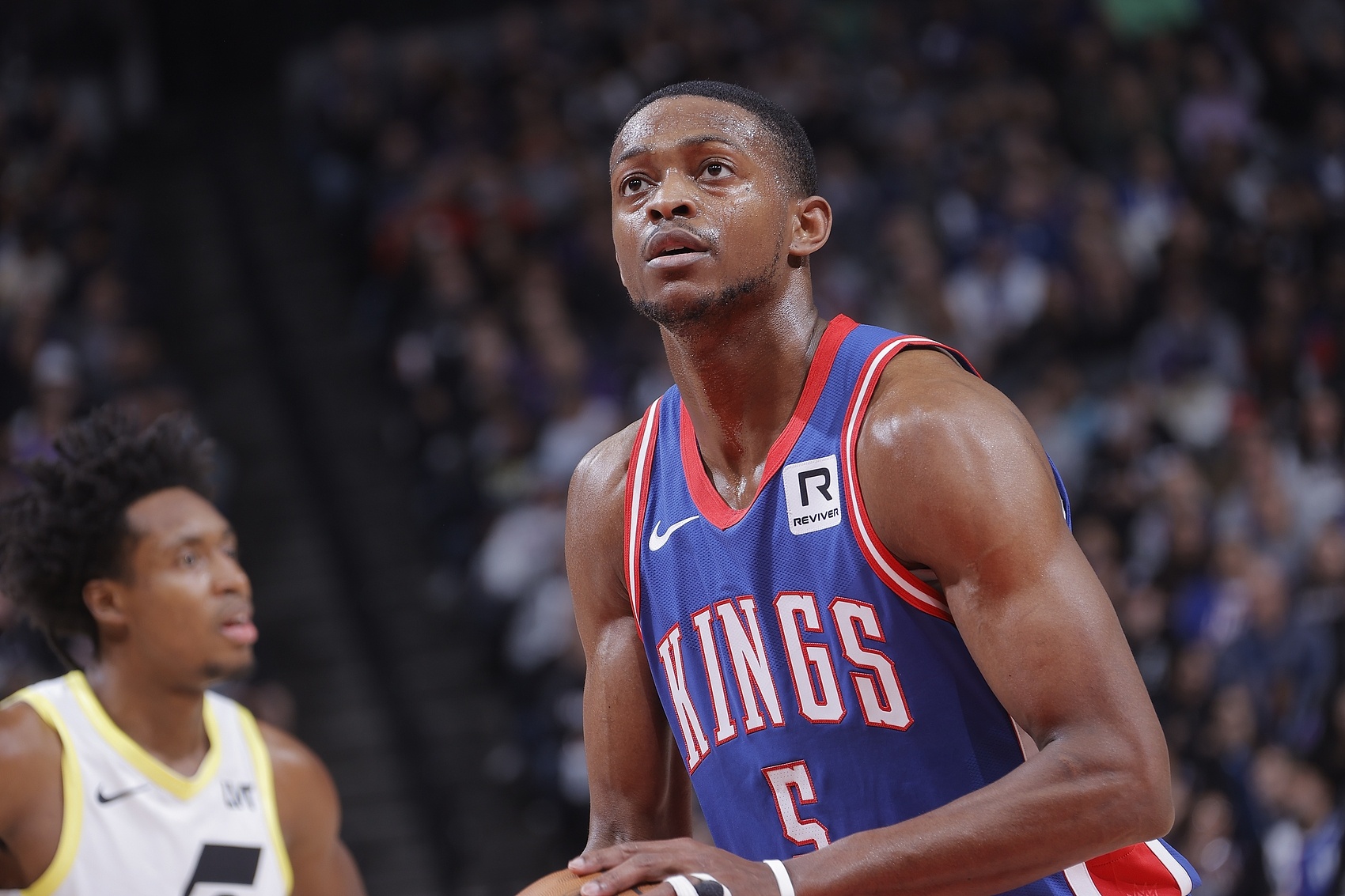 記者：猛龍&森林狼都詢問了?？怂?但森林狼得到他的難度極大